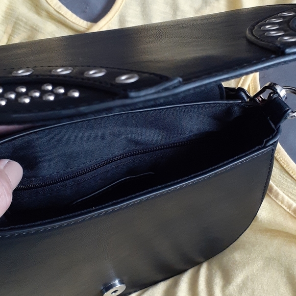 NWOT Crossbody - Picture 4 of 4